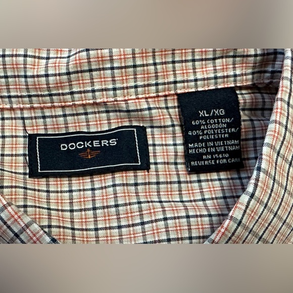 🔴⚪ Dockers Men's Checkered Long Sleeve Button-Down Shirt - White & Red 🔴⚪ - Picture 5 of 11